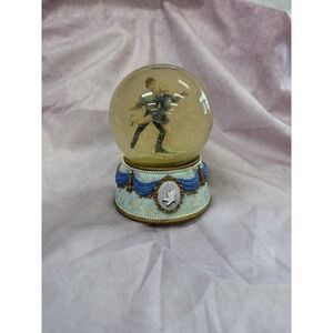 San Francisco Music Box Co Ice Skating Snow Globe Skater's Waltz Joan Pilallis